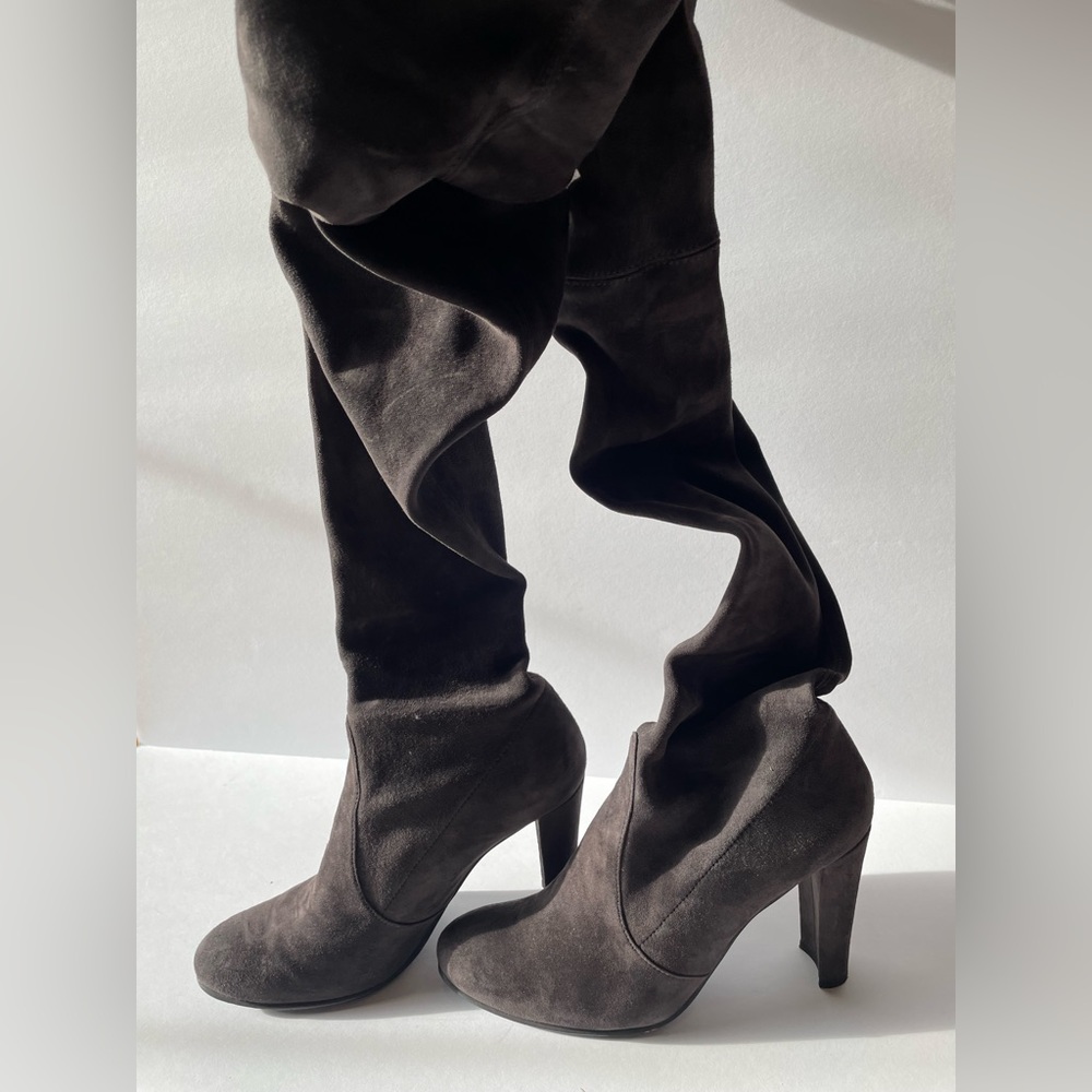 Stuart Weitzman over- the- knee Suade Boots
